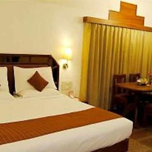 Hotel Maurya International